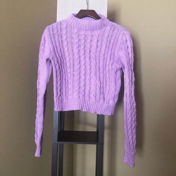 HOST PICK!! Forever 21 Cable Knit Cropped Sweater - Picture 2 of 6